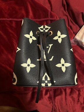 Source Unknown Black & Cream Monogram Drawstring Shoulder Bag
